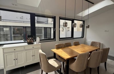 Rental of a spacious and bright 4-room apartment, 120 m², Vračar, Belgrade, Serbia